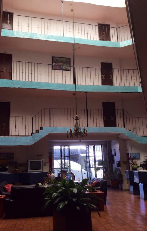 Oyo Hotel Brazil,Guadalajara,Estadio Jalisco Extérieur photo