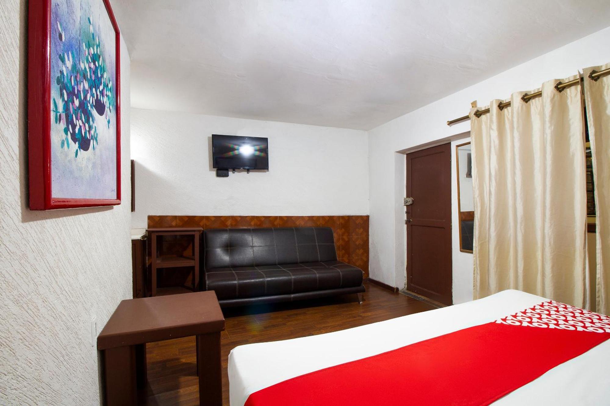 Oyo Hotel Brazil,Guadalajara,Estadio Jalisco Extérieur photo