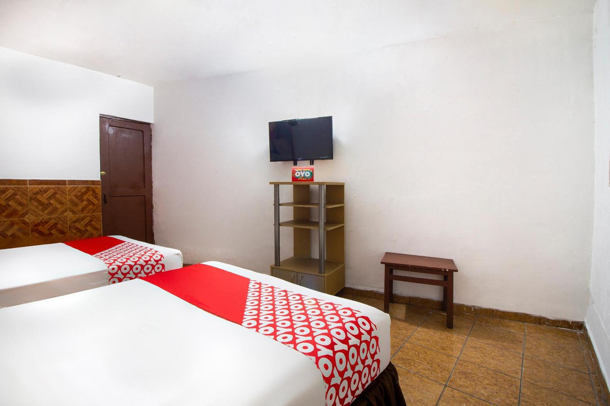 Oyo Hotel Brazil,Guadalajara,Estadio Jalisco Extérieur photo