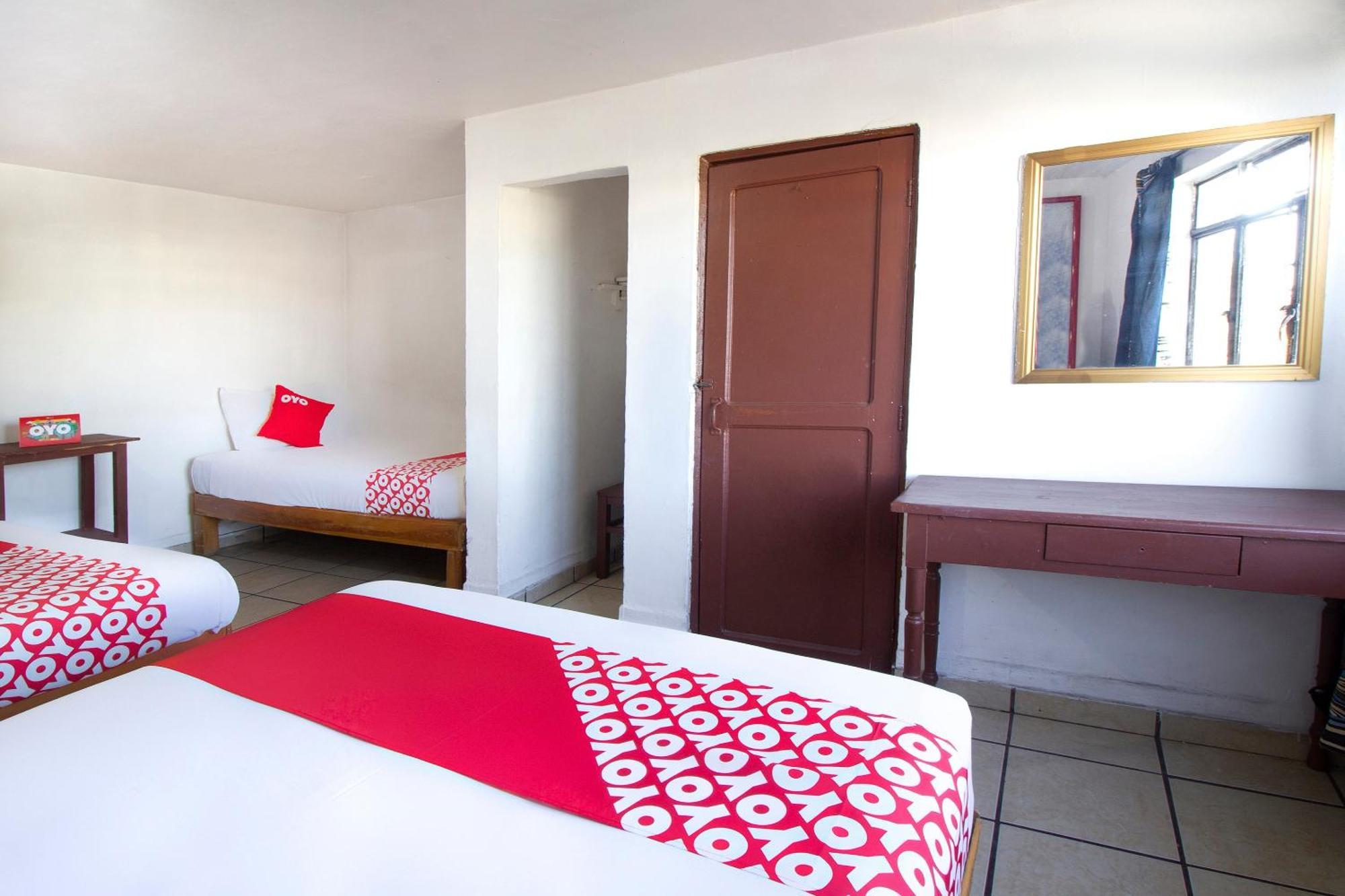 Oyo Hotel Brazil,Guadalajara,Estadio Jalisco Extérieur photo